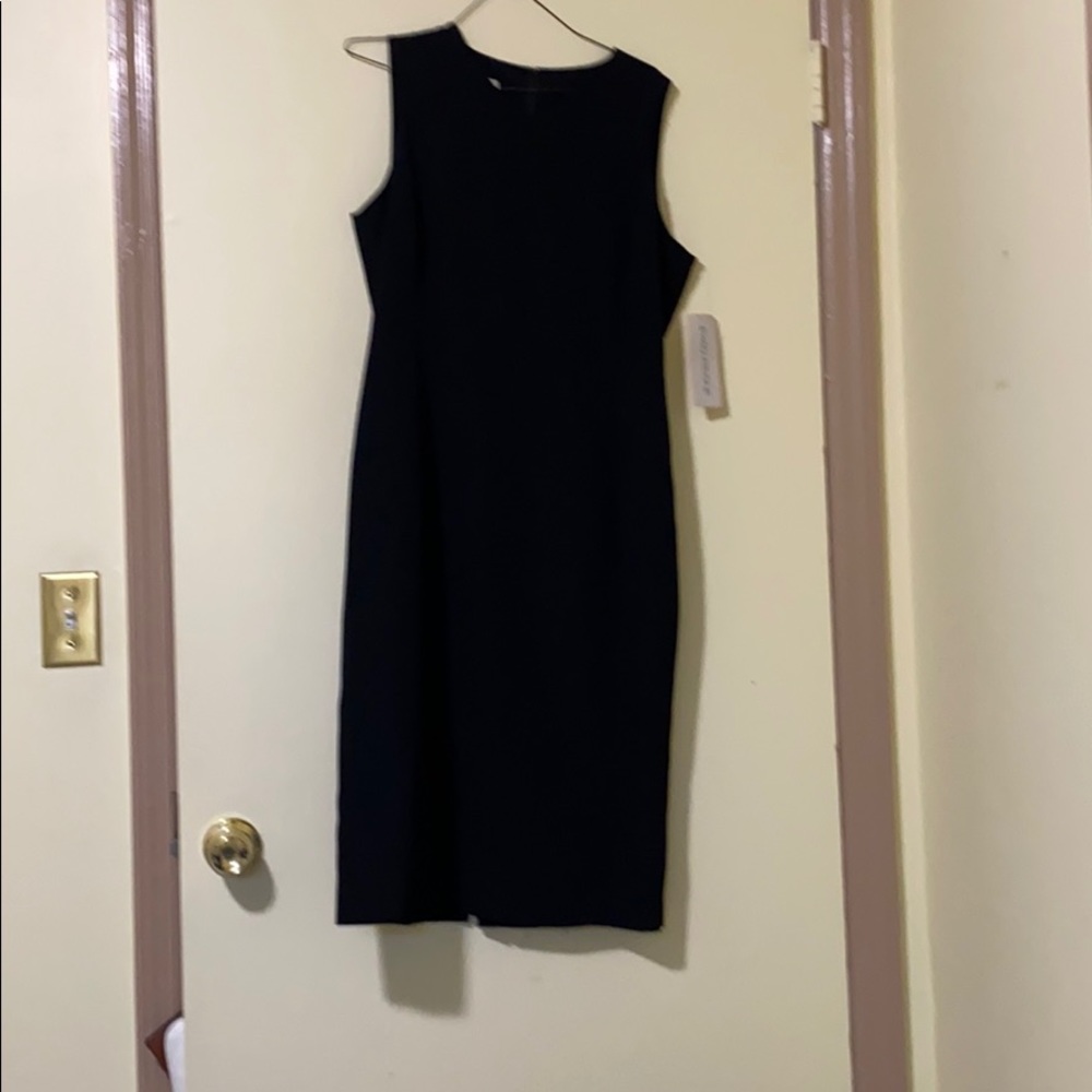 Evan Picone Simple Black Dress